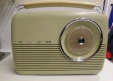 BUSH TR 82C Vintage Resistor Battery Operated Radio CG M22