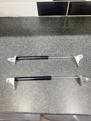 Gas lifts struts - 15”,
