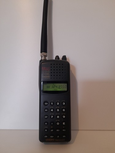 Uniden bearcat ubc220xlt - uniden,