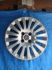1 x 15" Fiat Punto wheel trim