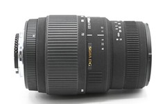 Sigma DG Nikon AF-S fit 70-300mm AF Zoom Lens Built in Motor GREAT CONDITION