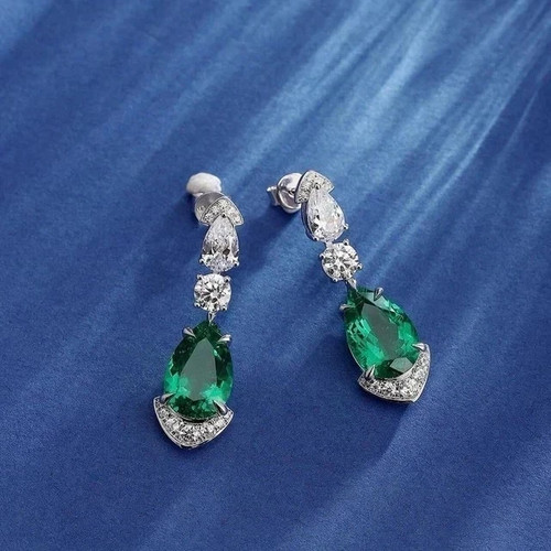 Pear cut emerald - 3.25, ct