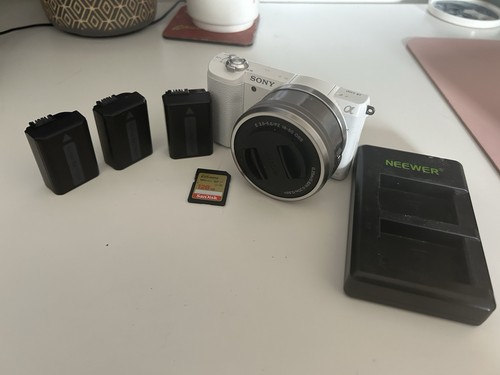 Sony alpha a5100 mirrorless - a5100,