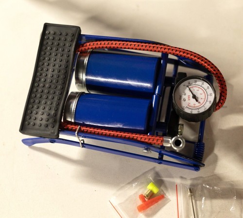 Double cylinder foot pump - foot,