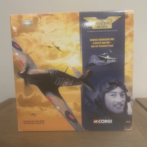 Corgi 49102 hawker hurricane - 49102,