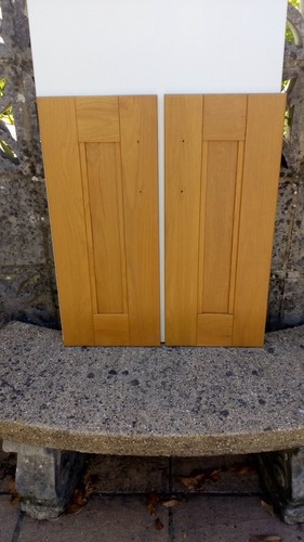 Pair solid light oak - of,