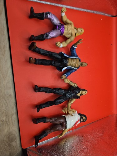 Wwe figures bundle - figures,