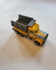 Matchbox 1981 Peterbilt Yellow Pace Dump Truck Diecast 1:80 Scale