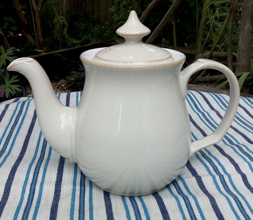 Denby stoneware tea pot - *,