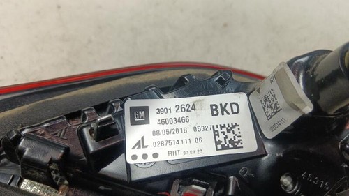 39012624 inner right rear