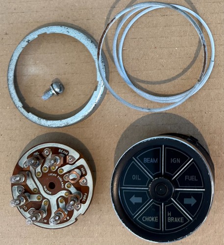 Triumph dolomite stag dash - ,