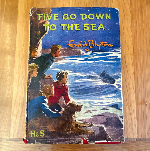 Enid blyton five - five, to