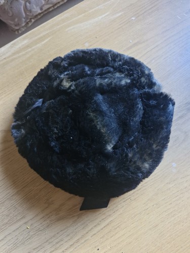 Vintage 1940s black fur hat - fur,