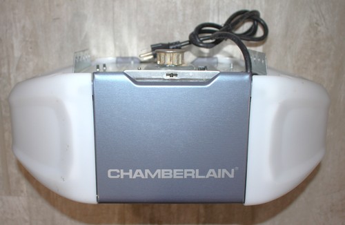 Chamberlain garage door opener - chamberlain,
