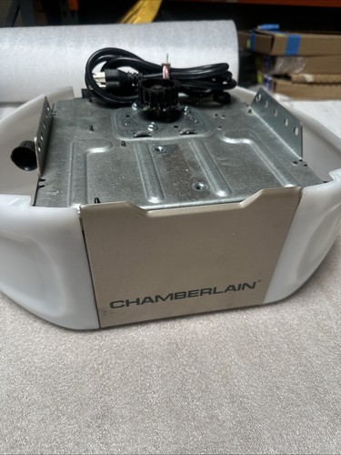 Chamberlain garage door opener - chamberlain,