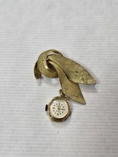 Verity rolled gold nurses pin