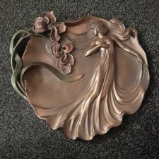 Past Times ART NOUVEAU Lady