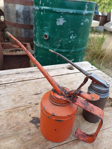 Vintage oil cans pump - oil,