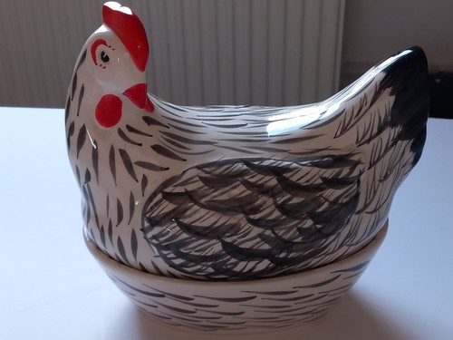 Retro 1990s chicken a - retro, on