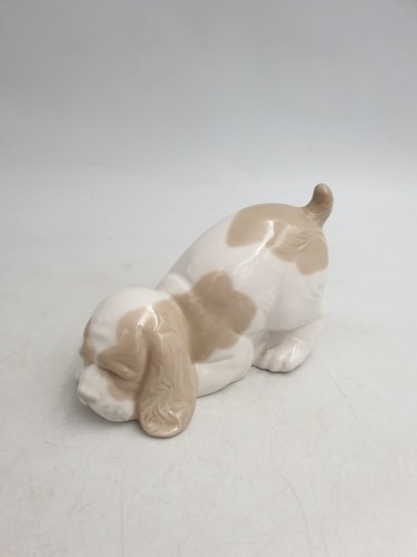 Nao lladro spaniel puppy - by,
