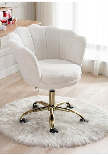 Elegant petal design faux - faux, fur
