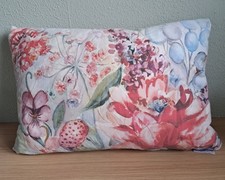 Voyage Lorient feather cushion