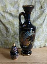 Star Black Urn Vase 24 Carat