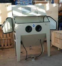 Sand Blast Cabinet with Dust Extractor. Large Foot Operated (Cream) SBC420