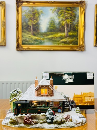 Lilliput lane christmas at - lilliput, 'christmas