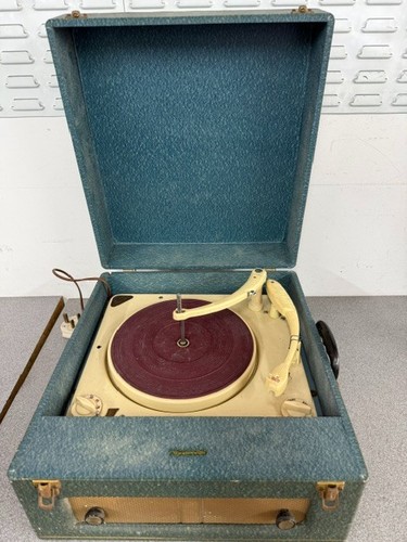 Vintage 1950s suitcase record - vintage,