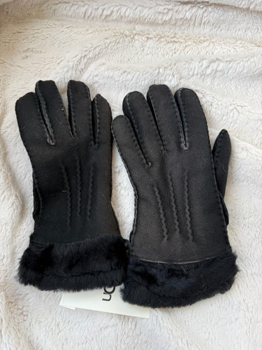 Nwd discoloration ugg gloves - nwd, *discoloration*
