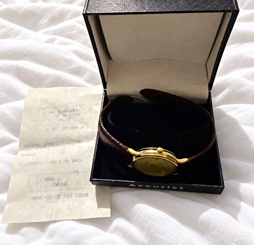 Vintage 1993 accurist quartz - vintage,