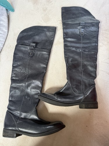 Long navy knee high - high, fold