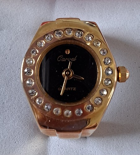 Gold tone carvel - carvel, quartz
