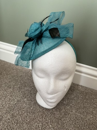 Ladies teal and black