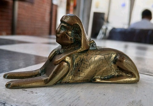 The sphinx brass vesta case - vesta,