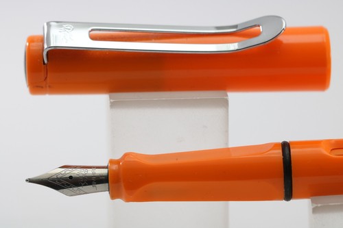 Vintage jinhao 599 orange fine - 599,