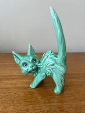 Sylvac Scaredy Cat green