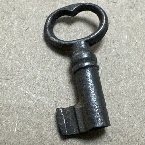 Genuine antique petite 1800 - antique, 1800's