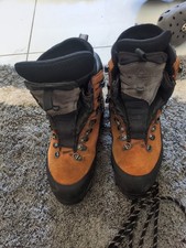 Arbortec Scafell Lite Orange Chainsaw Boots Class 2