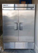 Double Door Fridge True