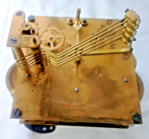 Urgos large old - large, mechanical