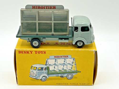 French dinky 33c simca cargo - 33c, "cargo"