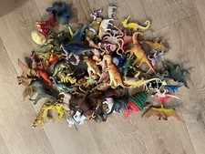 Assorted toy animals /