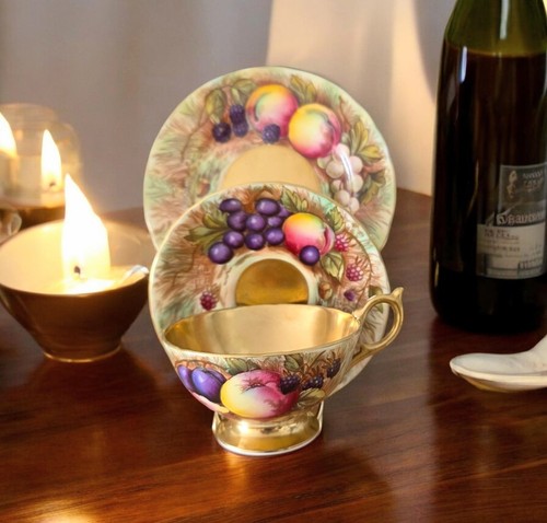 Aynsley orchard gold cup - ,