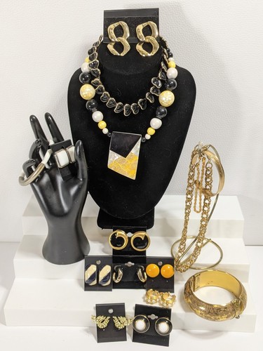 Yellow black jewelry lot erwin - black,