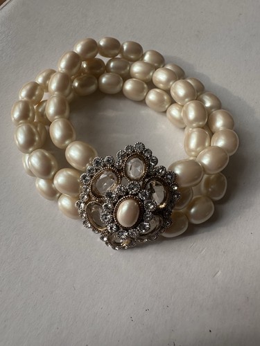 Vintage style faux pearl - vintage,