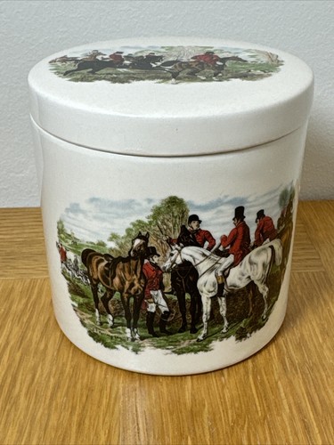Vintage fox hunting trinket - fox,