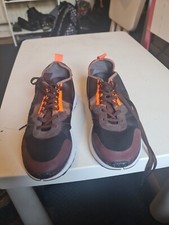 This  REISS TRAINERS SHOES NEW