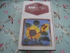 HOBBYCRAFT KNIT & STITCH LATCH HOOK KIT - SUNFLOWERS - PART-COMPLETED